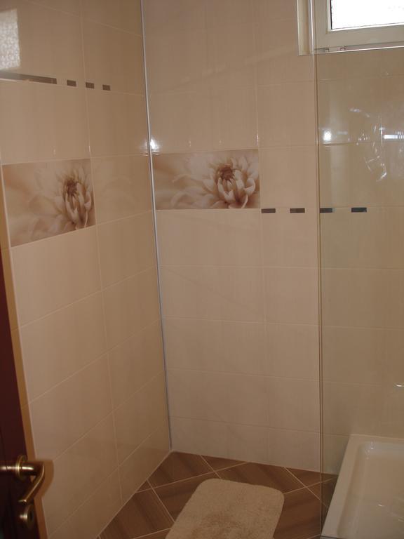 Apartament Central เปียตราเนียมซ์ ภายนอก รูปภาพ