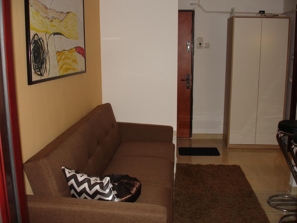 Apartament Central เปียตราเนียมซ์ ภายนอก รูปภาพ